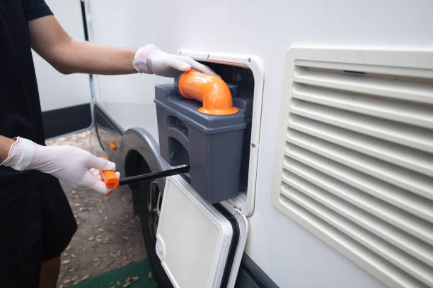 Best Best portable toilet rental  in Roseau, MN